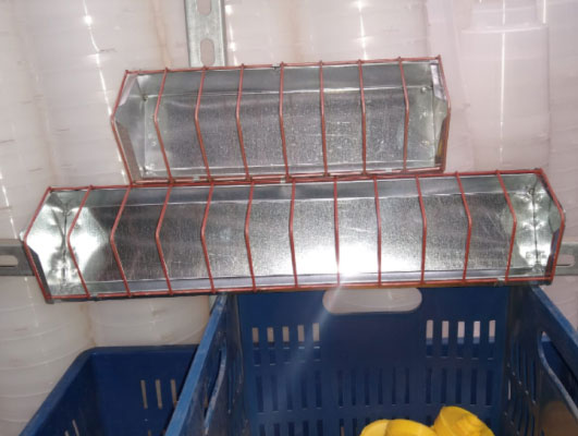 comedero-lineal-metalica-taller-avicola-granja-1