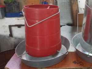 tolva-mixta-15kg-taller-avicola-granja-2